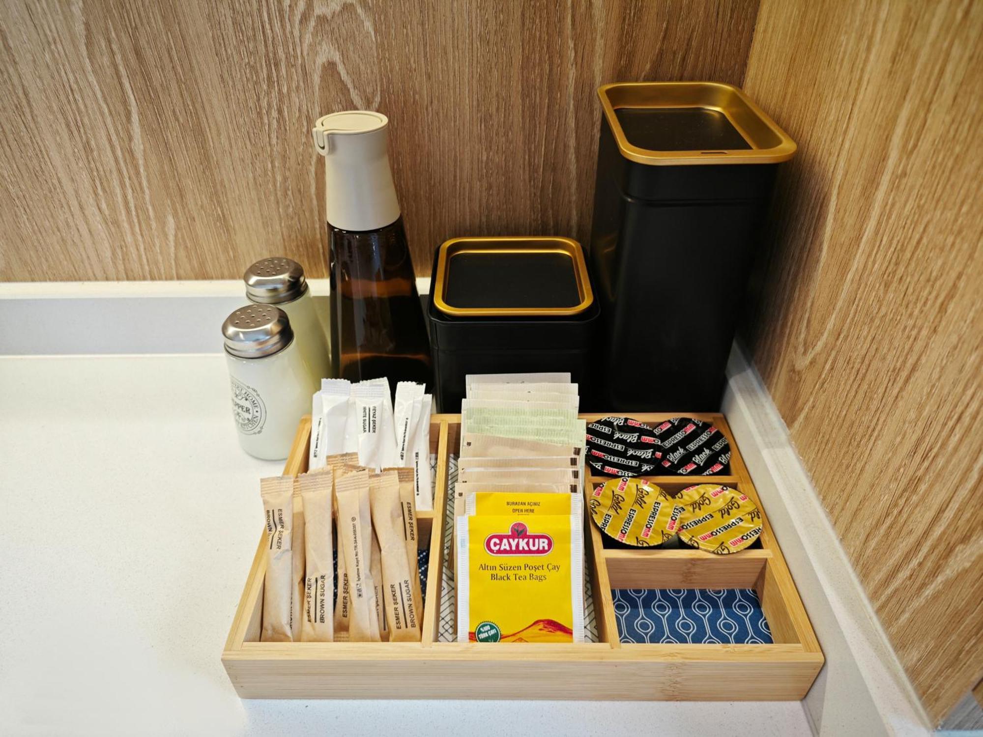 Marmada Suites Istanbul Bagian luar foto